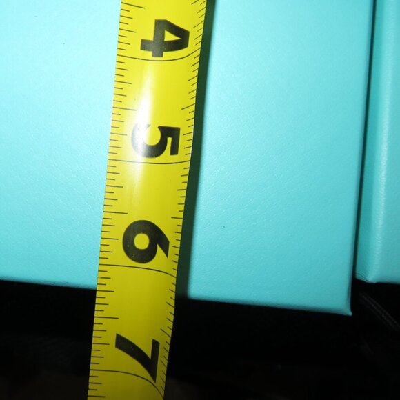 SOLD Tiffany & Co Signature Blue Gift Boxes, shopping bags & ribbon - Picture 3 of 6